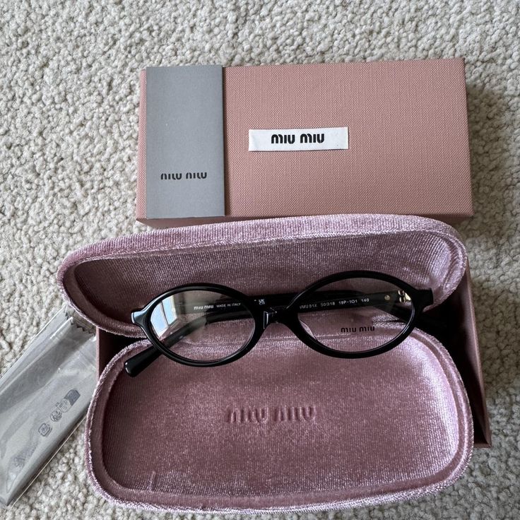 Miu Miu Oftalmicos Negros