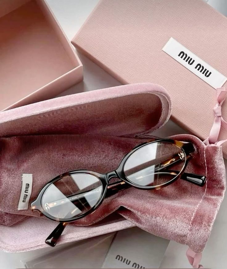 Miu Miu Oftalmicos Carey